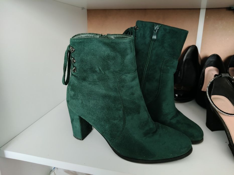 Дамски Боти на ток