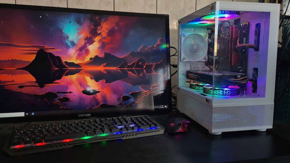Unitate PC Gaming Ryzen 5 2600 video 8GB RX480 16GB RAM SSD
