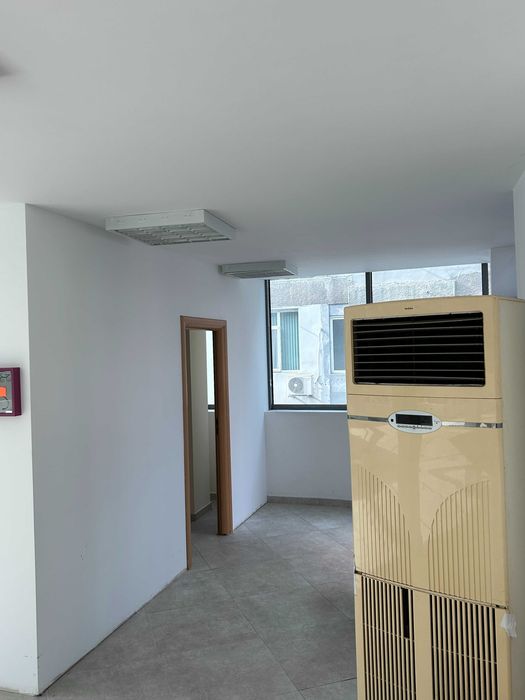 Отдавам офиси под наем