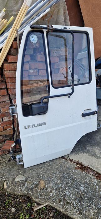 Usa man model LE