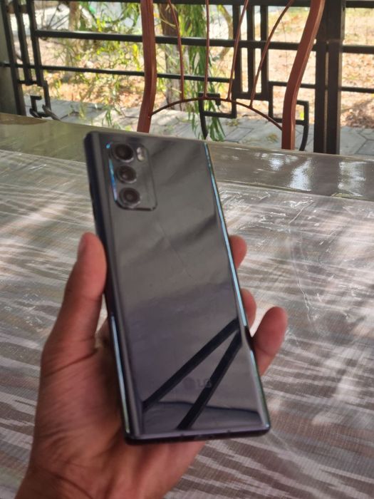Lg wing ideal tel