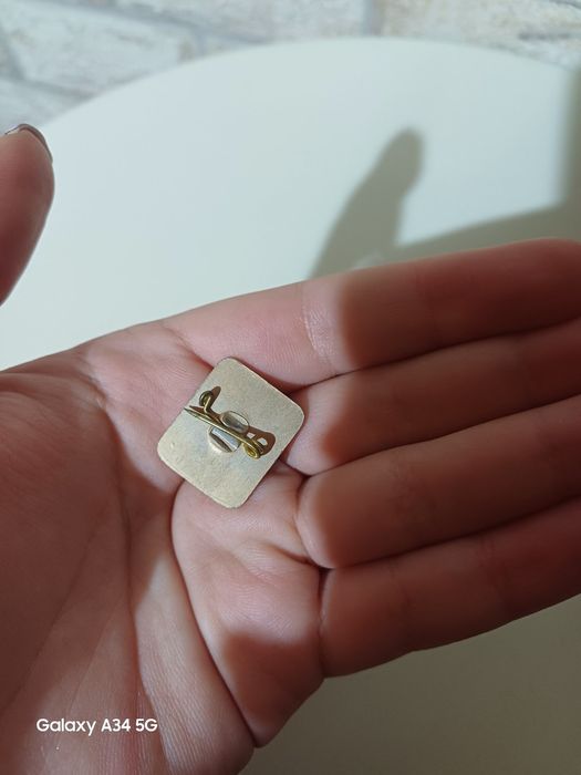 Значки различни по 3лв за брой