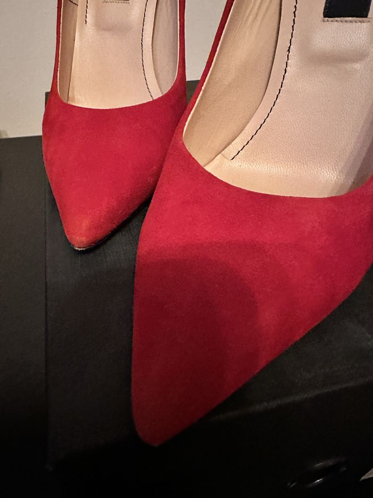 Pantofi MUSETTE rosii piele intorsa marimea 37