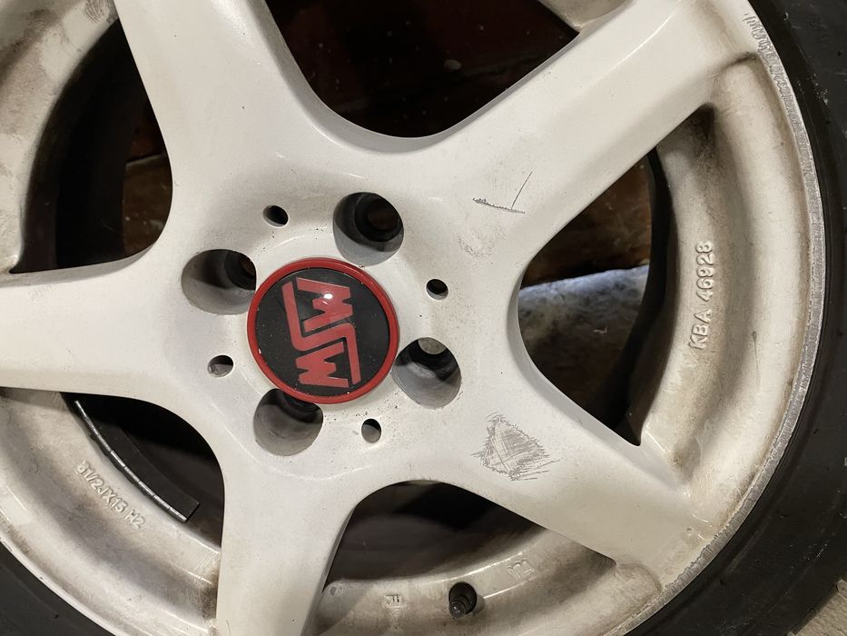 Гуми с джанти  61/2Jx15H2