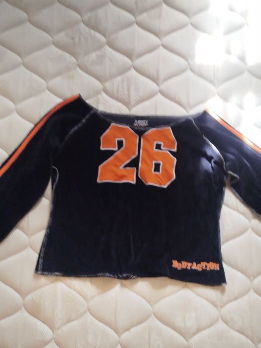 Продам прикольную кофточку