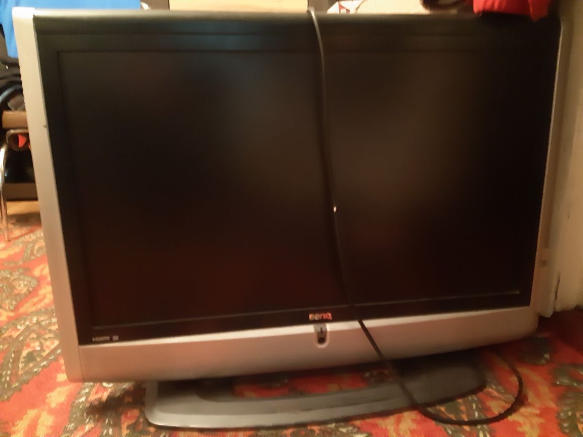 Телевизор BENQ диагональ 80 см