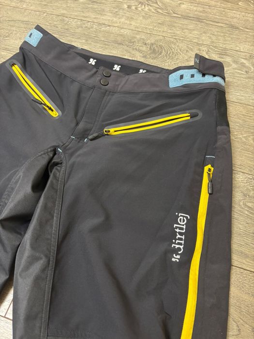 Pantaloni bike dirtlej