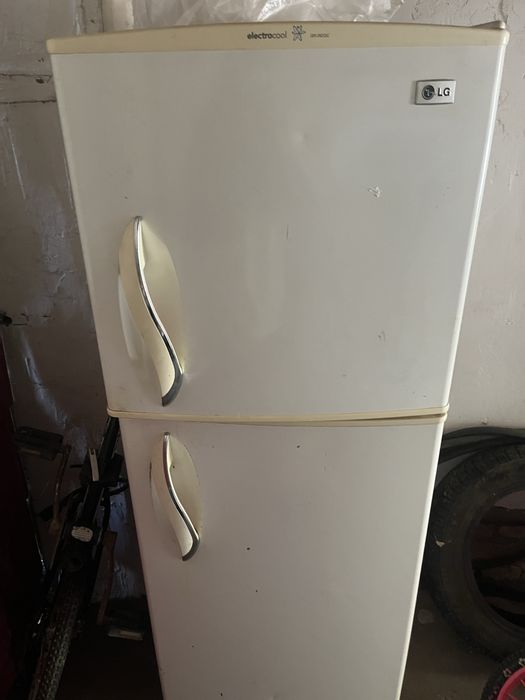 Холодильник 15мың теңге