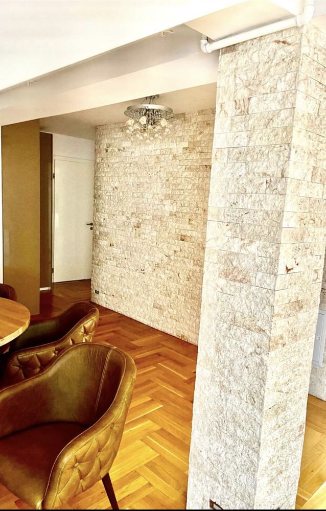 Vănd ap tip mansarda in asociatie 112 mp !125.000mii  euro !