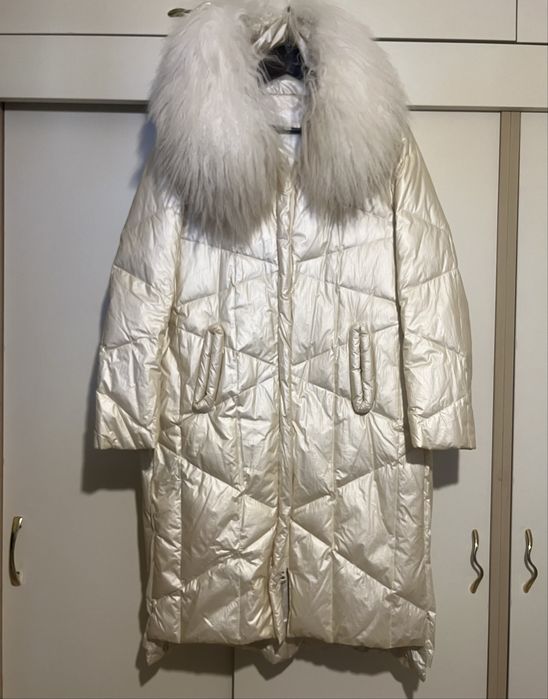 Зимно яке с естествен косъм яка