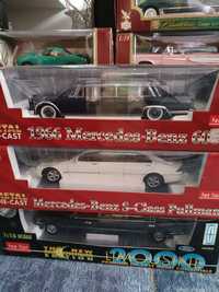 1:18 Lincoln Continental Town Car Limo 2000