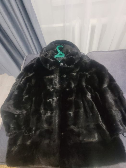 Продам шубу автоледи отличного качества