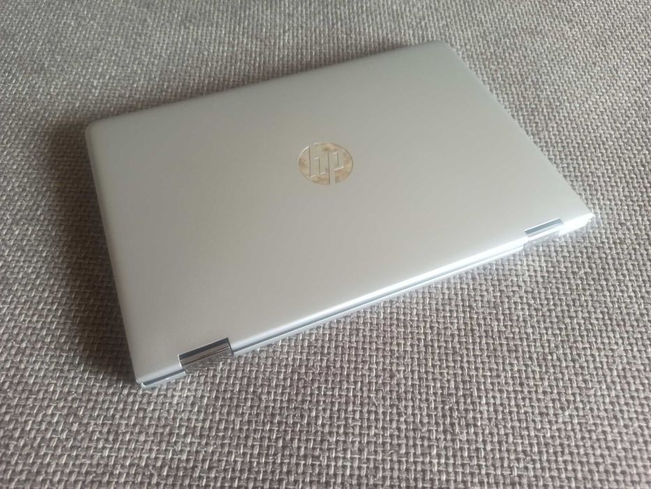 Сенсорный ноутбук-трансформер на базе Core i3-7100U