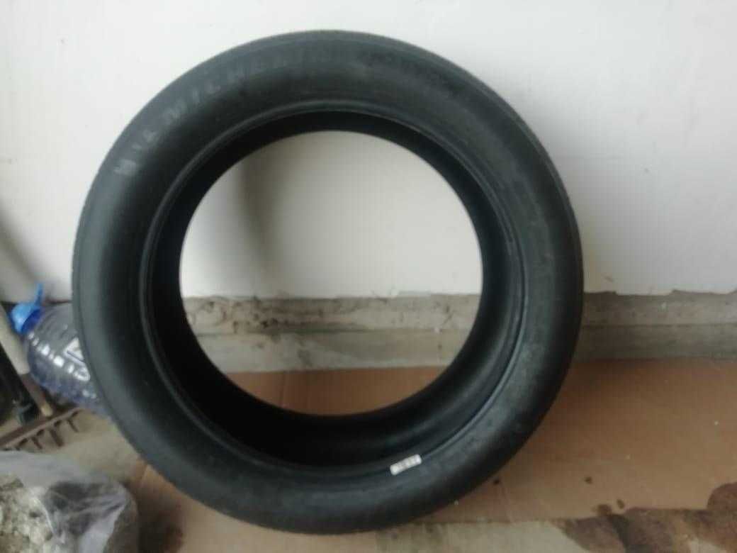 Продам шины летние R20/255/45 Michelin