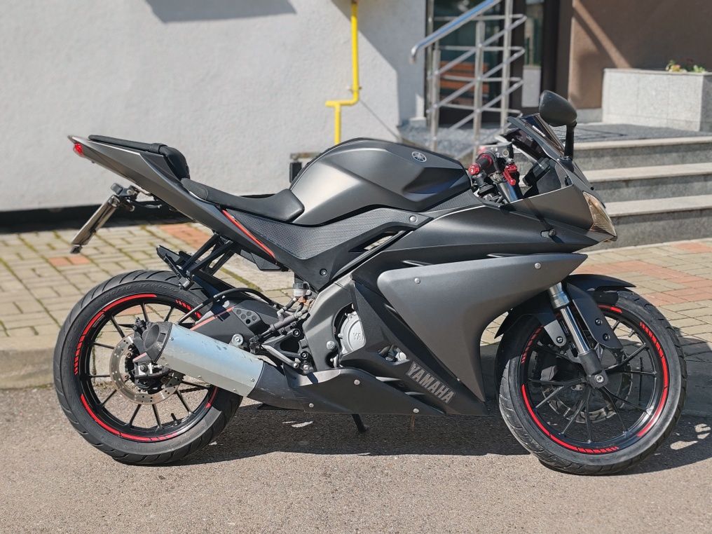 Yamaha yzf 125 Gen 2 an 2015
