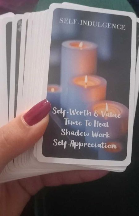 Различни карти таро