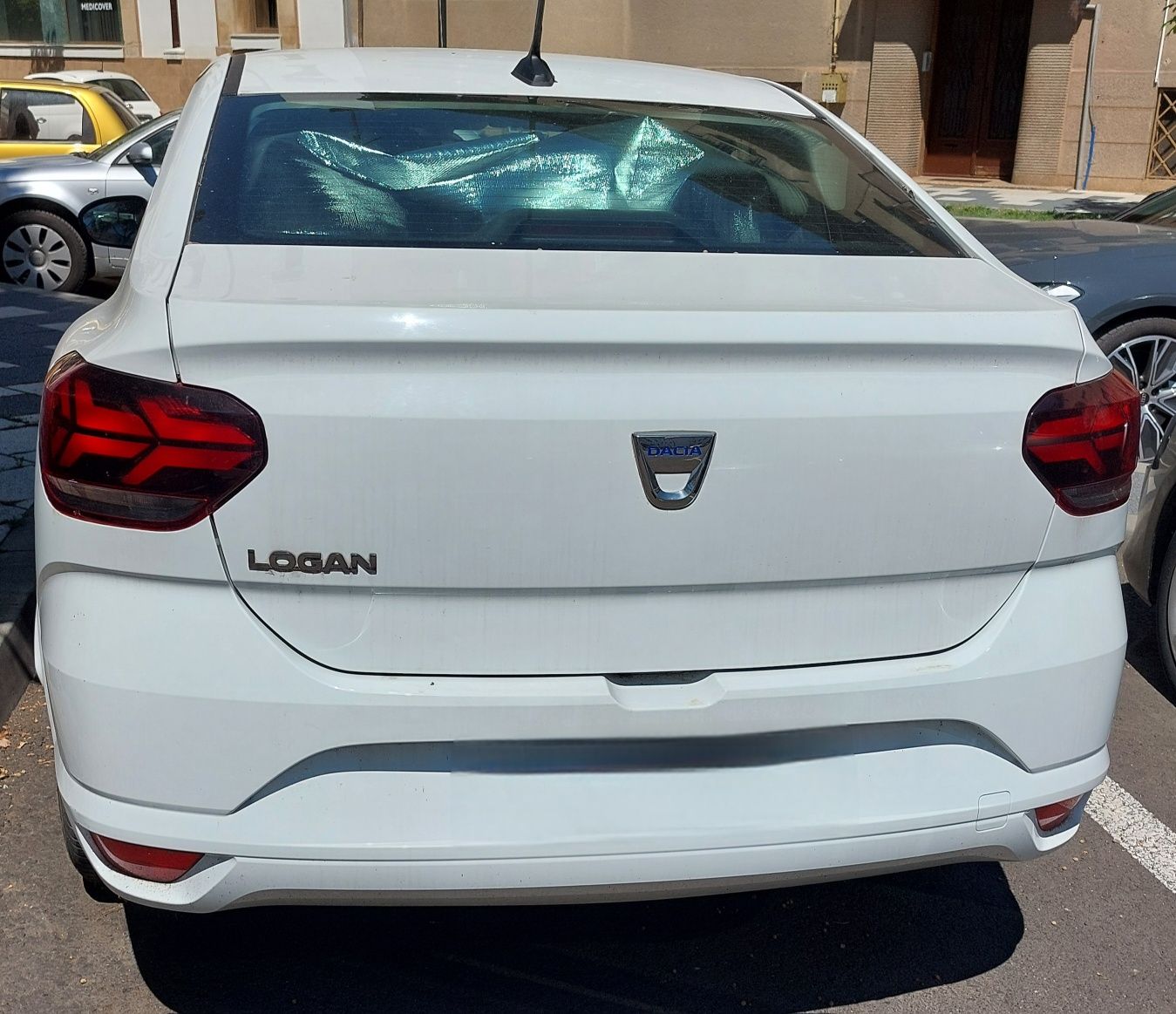 Dacia Logan 2021 ca noua, 3500 km, benzina
