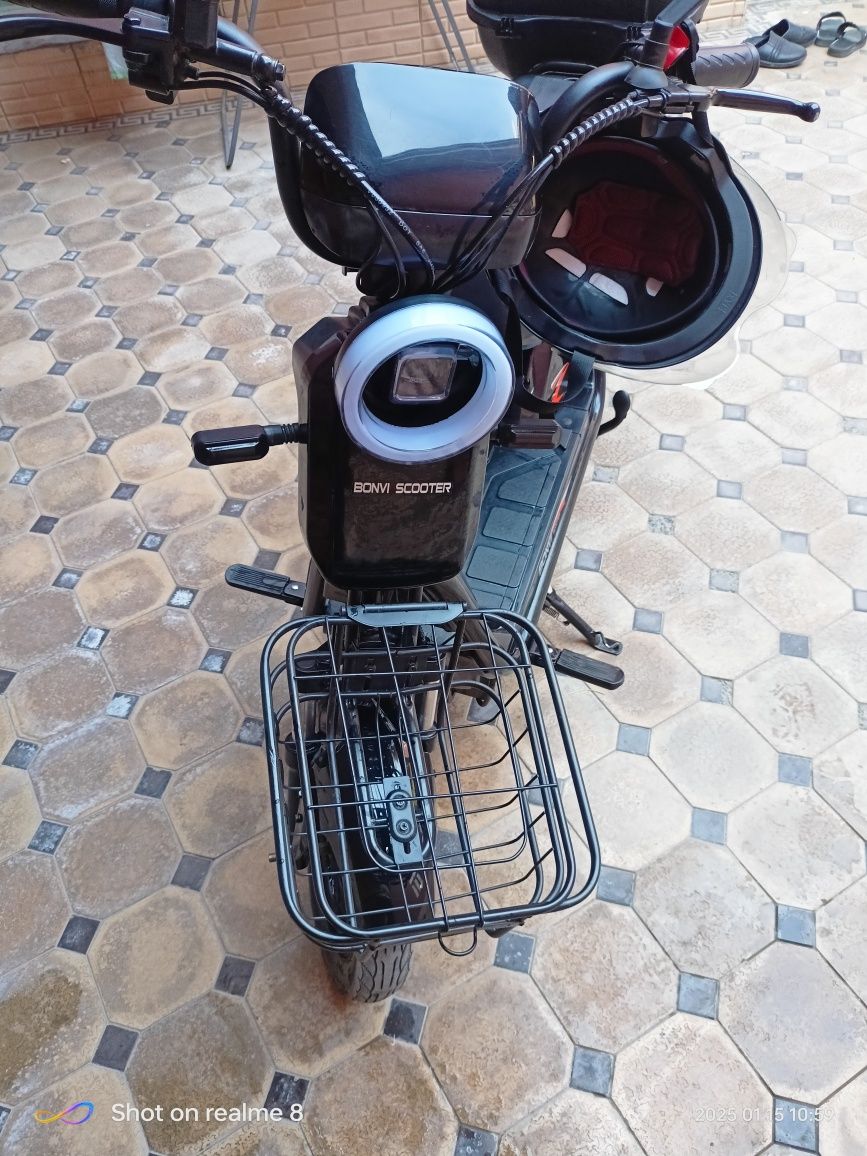 Skuter Почти новый