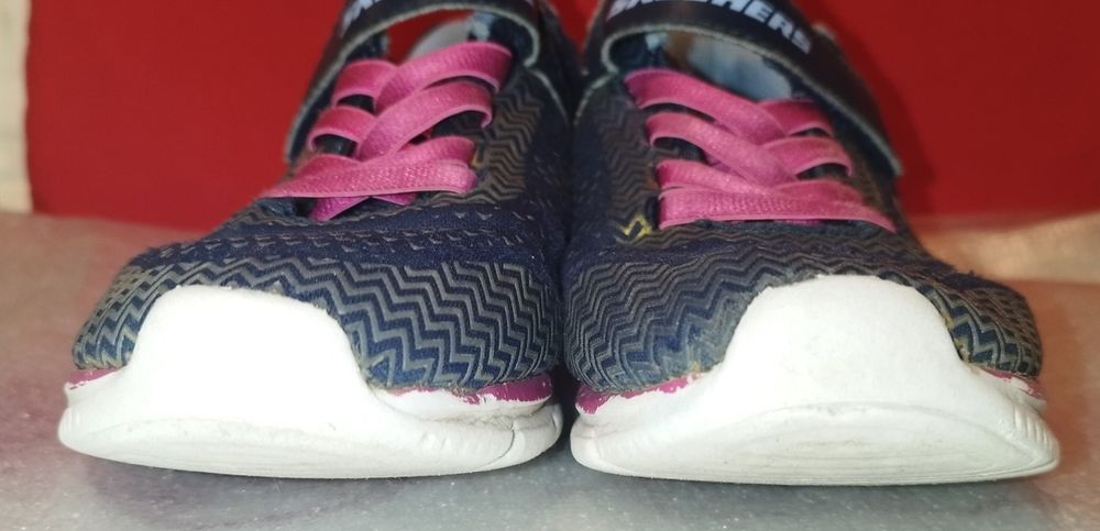 Детски спортни обувки SKECHERS