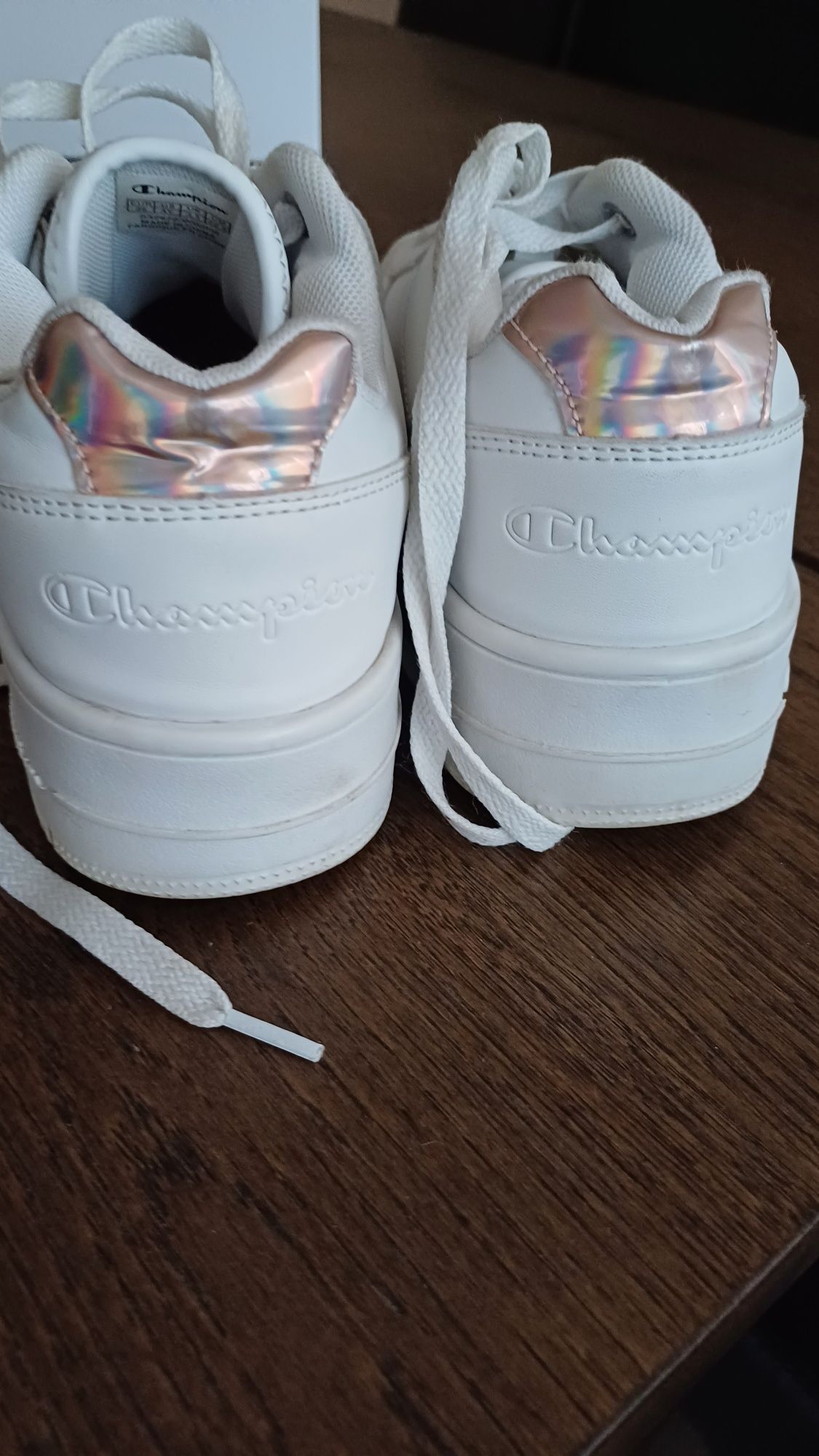 Дамски кецове Champion 36
