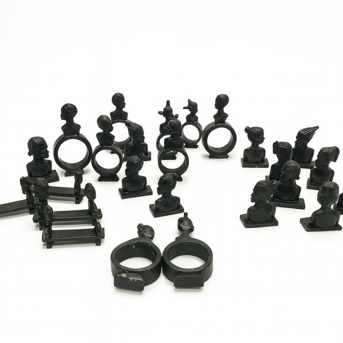 Африкански абаносови пръстени и поставки Кения 1920