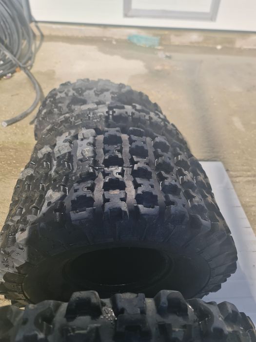 4 броя гуми за атв