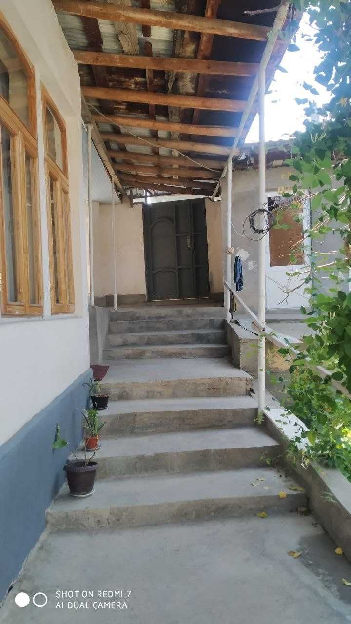 Продам угловой участок 4,25сотки Камолон , Дружба Народов