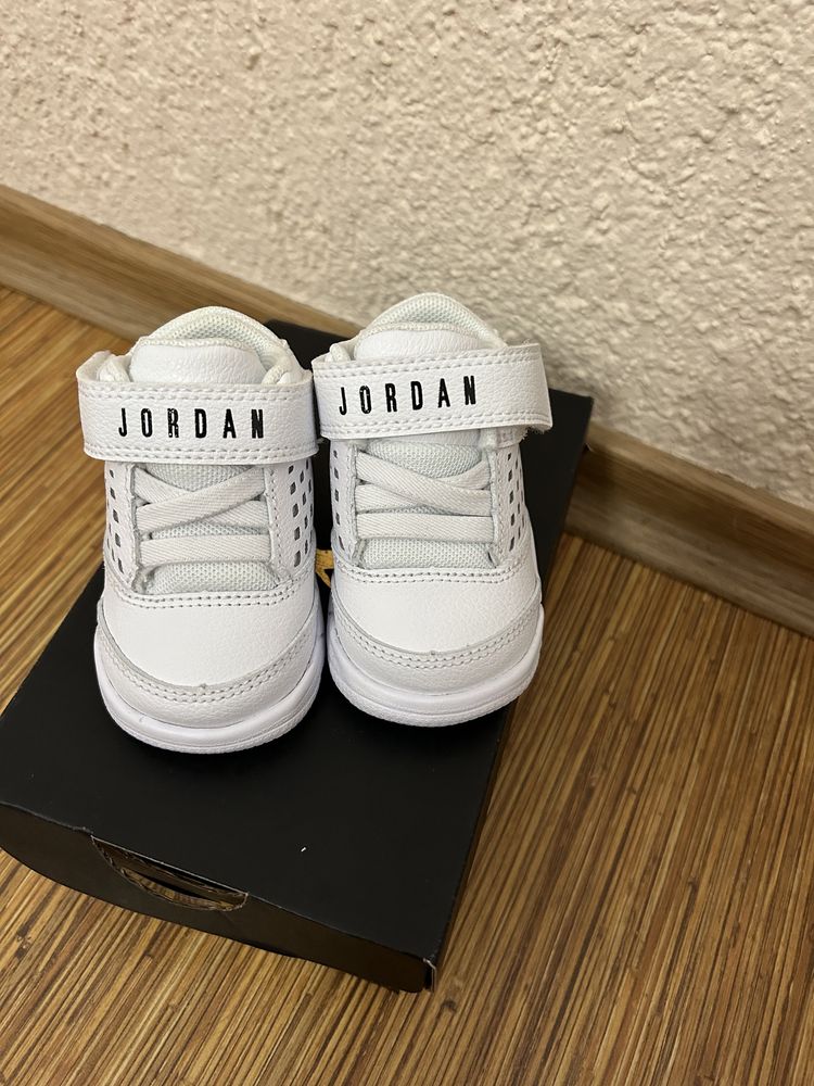 Нови бебешки обувки  Jordan!