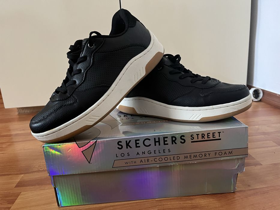 Adidasi Skechers Street