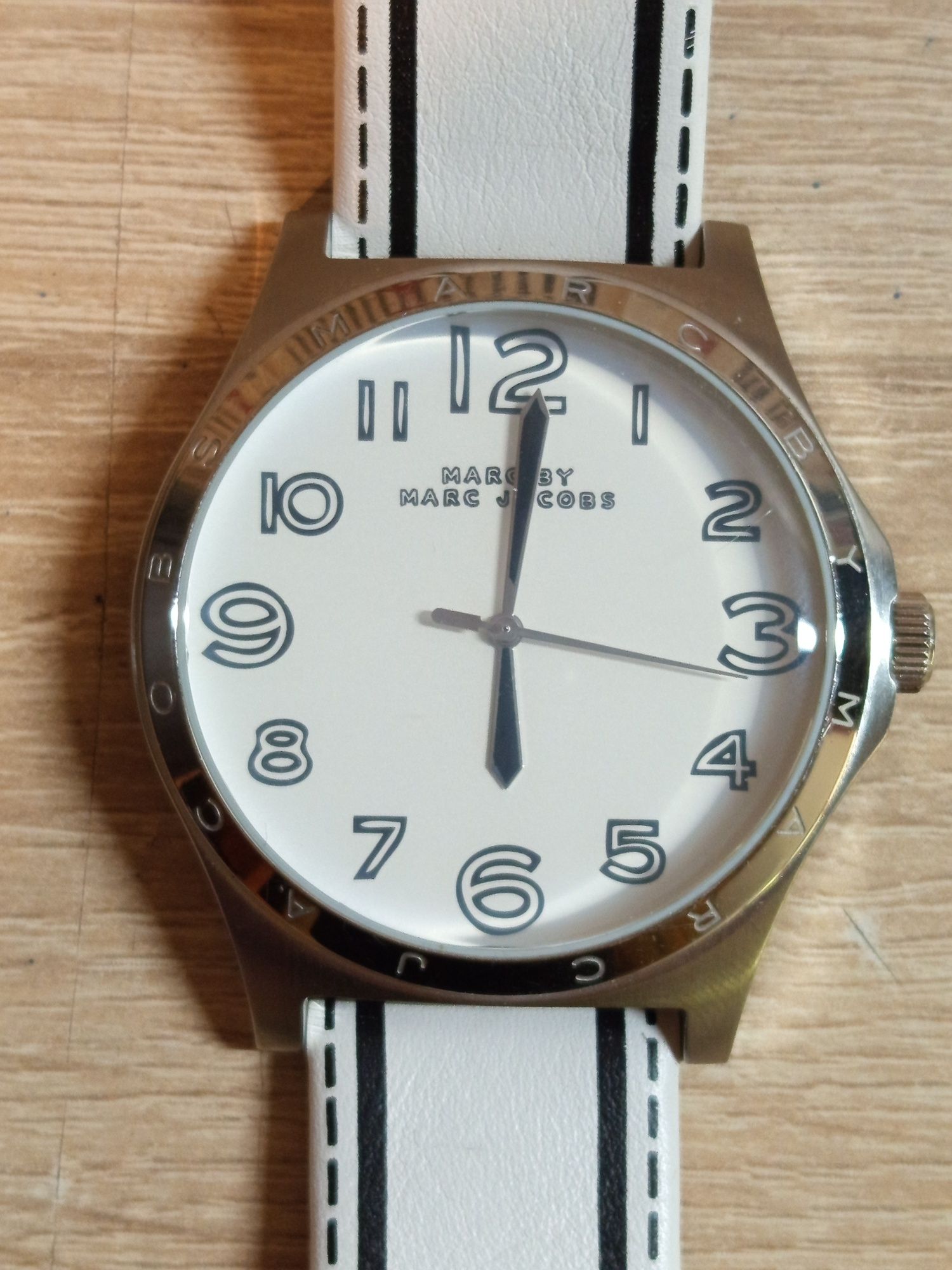 Часовник"Marc Jacobs"