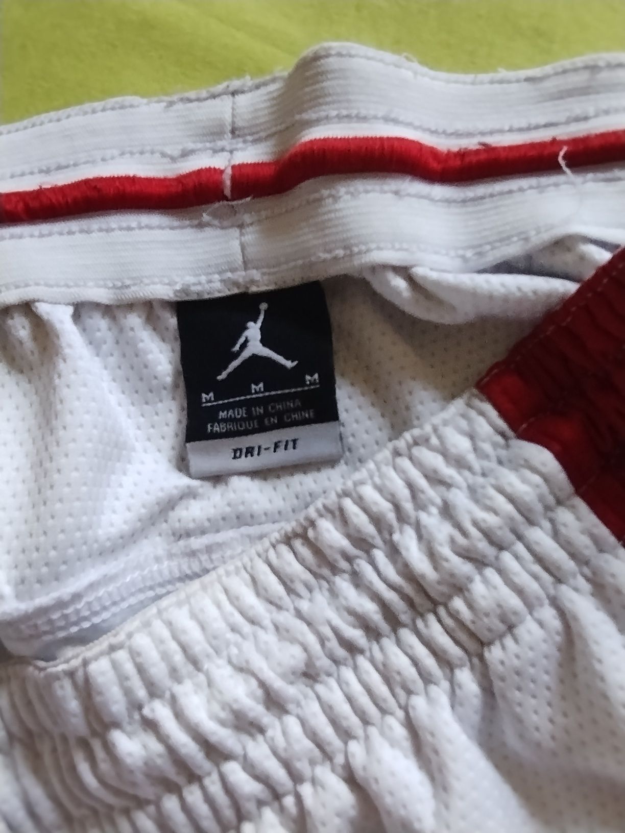 Оригинални баскетболни гащи JORDAN, Under Armour