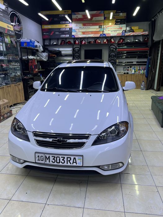 Gentra 2022 yil . Tonirovka ruhsatnomasi bor. Chehol qimmati. Polik.