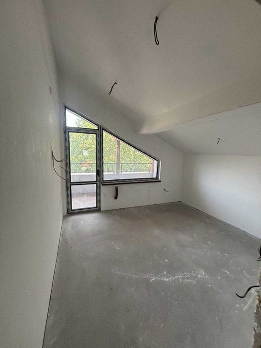 Продава се Къща в Божурище - 300 кв.м за 1200 €/кв.м - Снимка #7