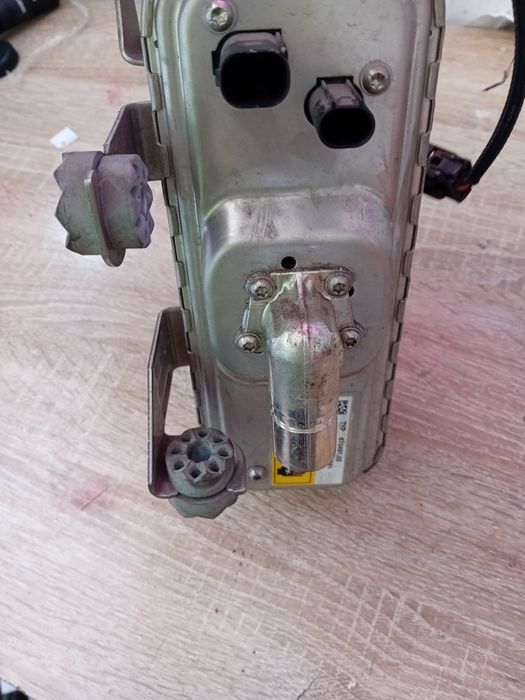 Încălzitor electric BMW I3 an 2022 electric cod 6 7 0 4 9 1 0 2