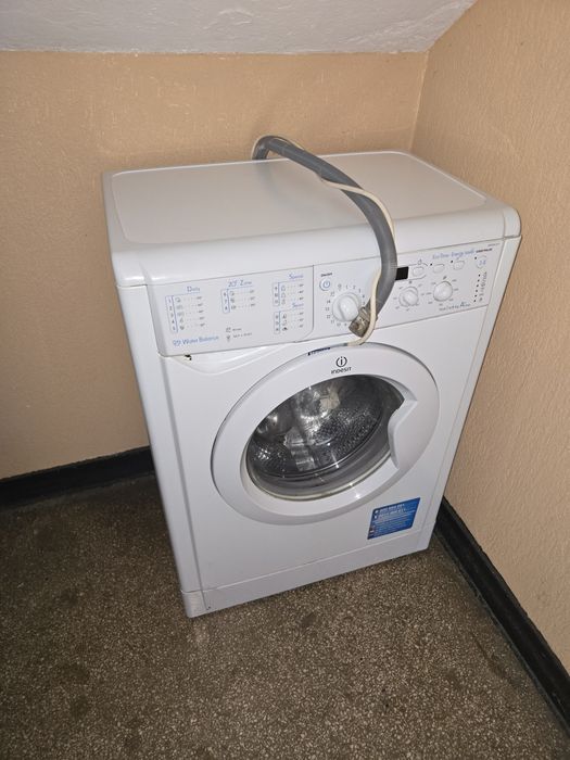 Vând mașină de spălat