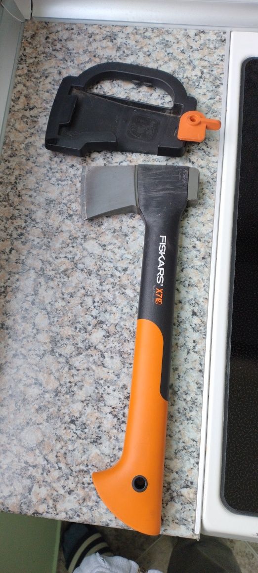 Брадва фискарс fiskars