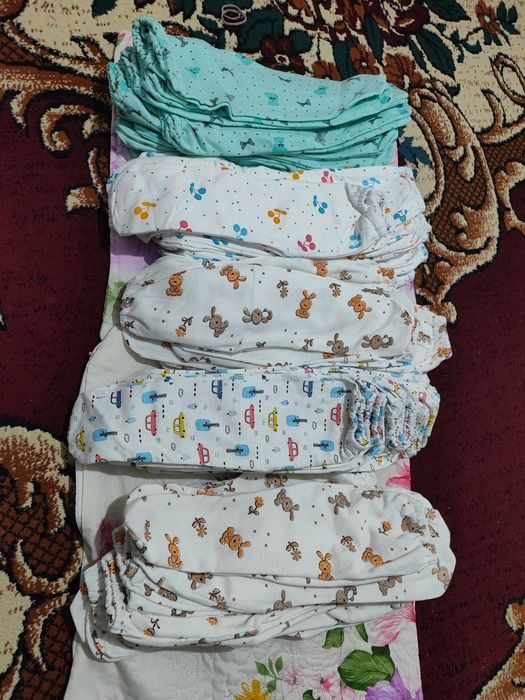 Штаны для новорожденных детей.