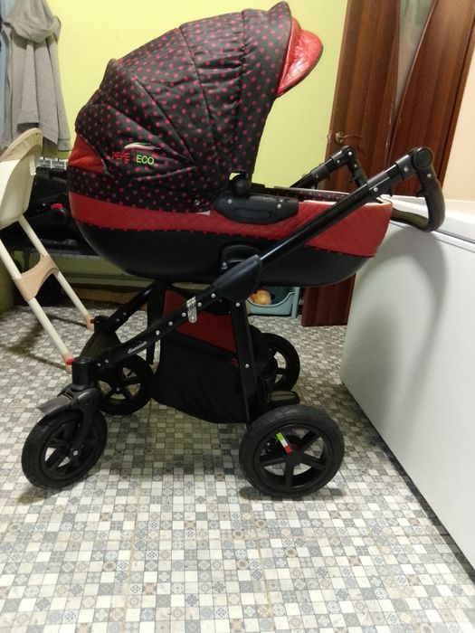 Продам коляску почти новая