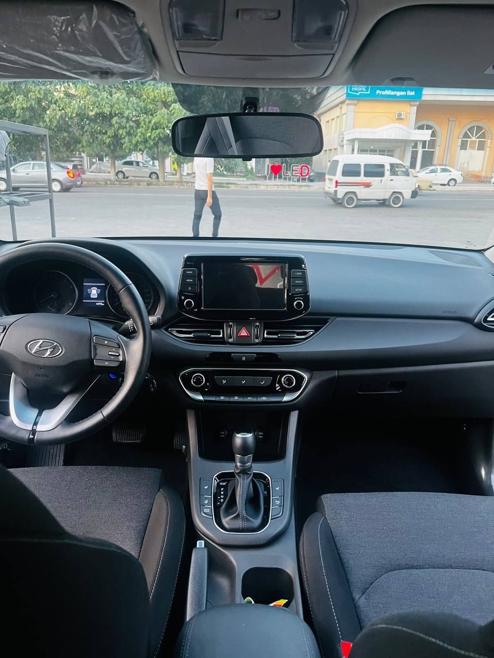 Hundai i30 срочно продается