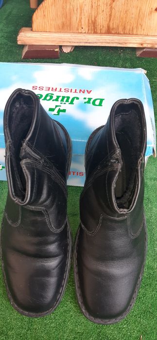 Vând ghete de iarna îmblănite Dr. Jürgens