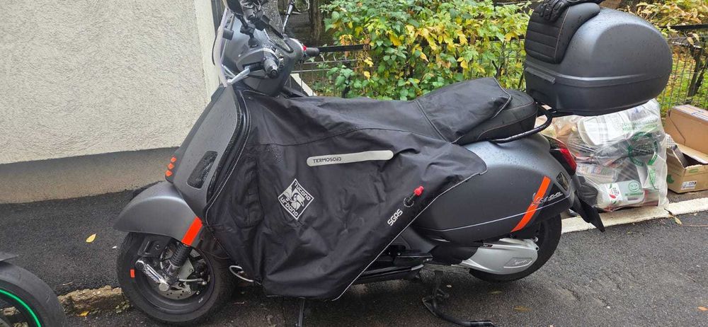 Tucano Urbano Termoscud R154 - vespa gts 300