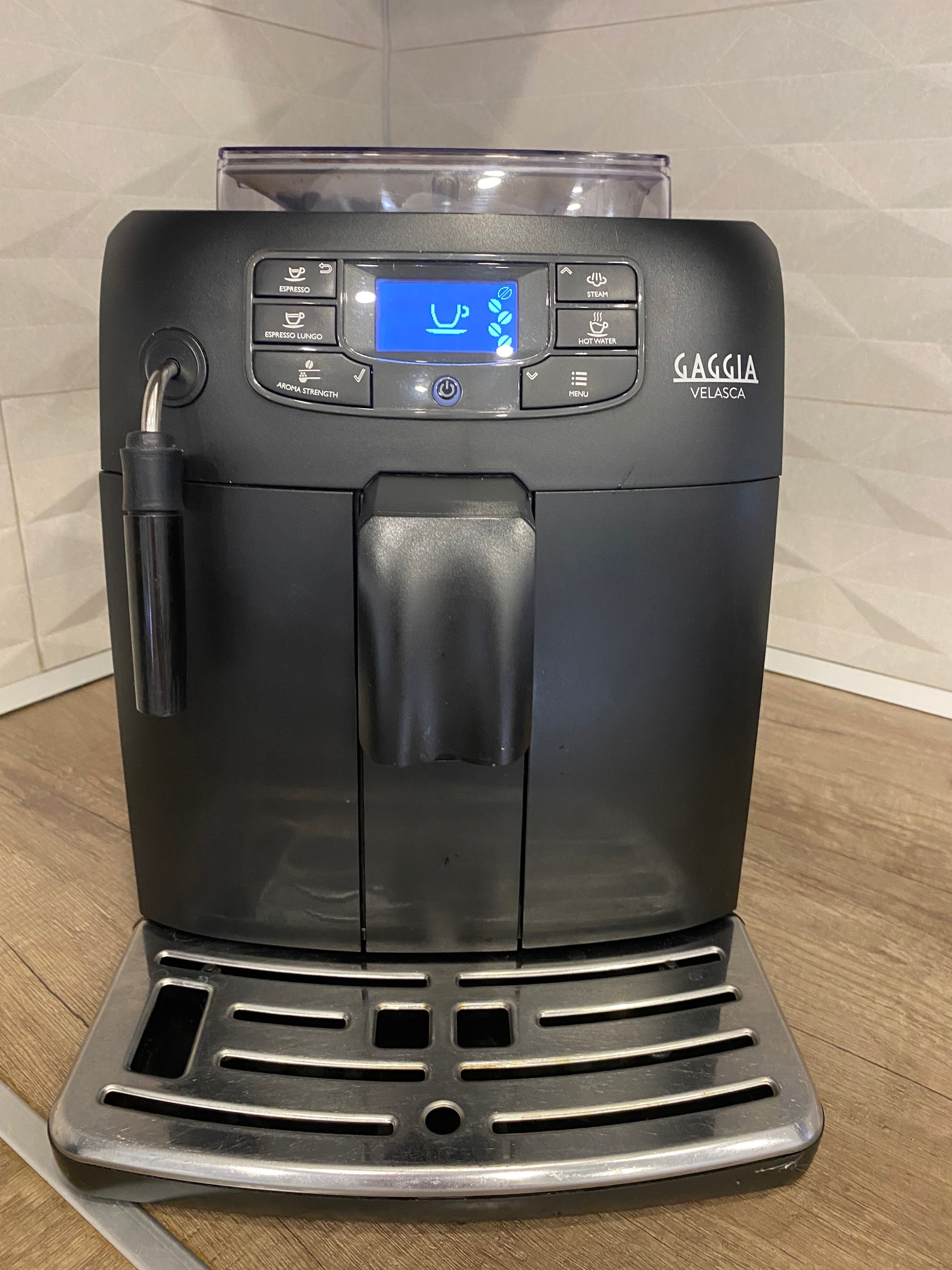 Vând aparat profesional de cafea Gaggia Velasca