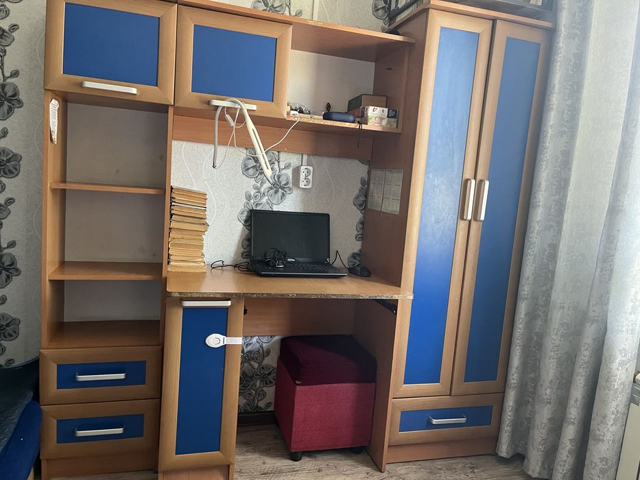 Продам детскую стенку