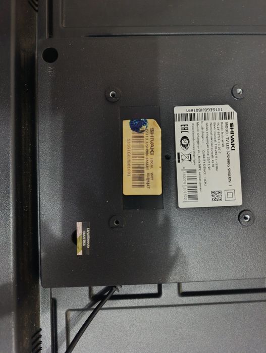 Продам телевизор смарт ТВ андроид фирма Shivaki идеальное состояние