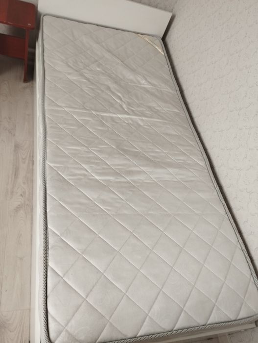 Продам матрас 90*200