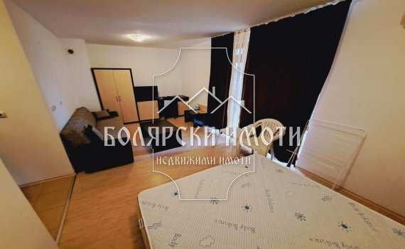 Продава се Хотел в Свети Влас - 427 кв.м за 1289 €/кв.м - Снимка #2