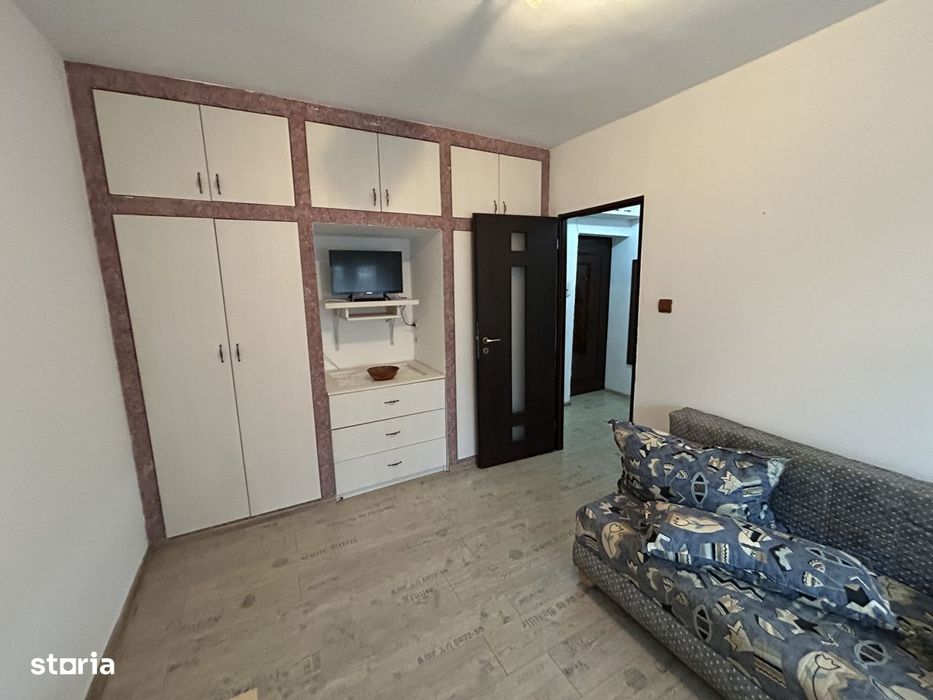 Inchiriez apart.1 cam.str.Avrig,cu termoteca, modern,curat