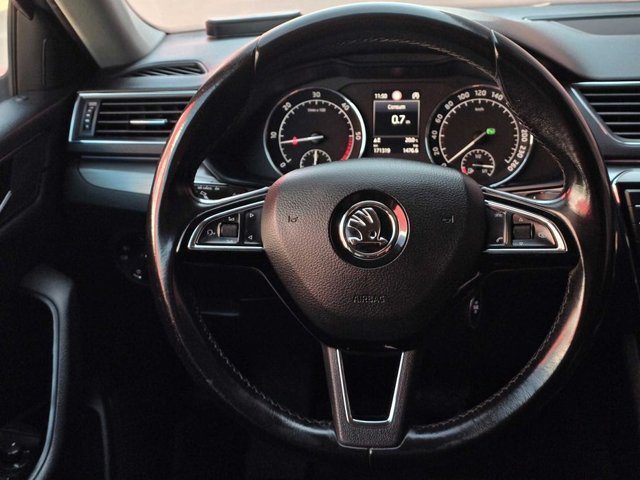 Skoda Superb Automata DSG 2.0 150 cp 2016