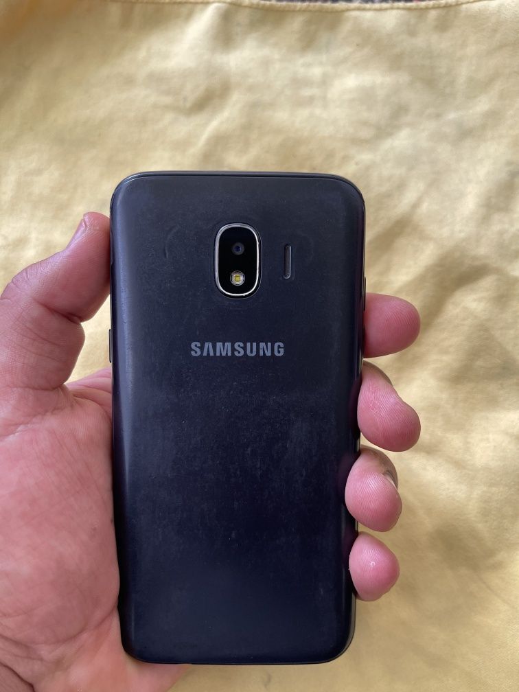 Samsung j2     16gb 1.5operativka