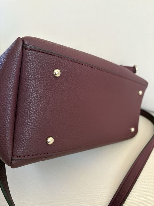 Чисто нова чанта Guess оригинална